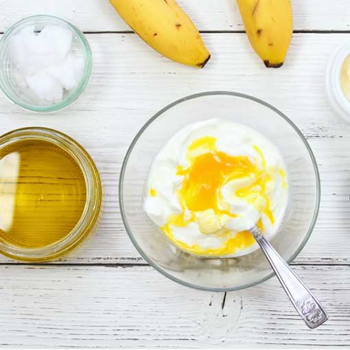 9 Best Hair Masks For Frizzy Hair As Per Experts Kama Ayurveda